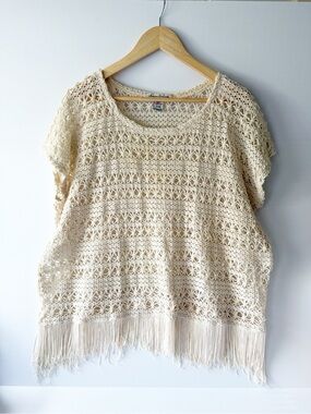 American Rag Cream Crochet Fringe Top Boho Shirt Size S/M Oversized Short Sleeve